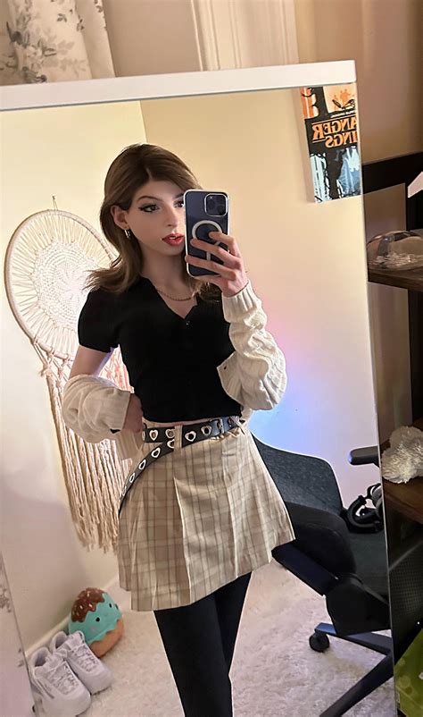 young crossdresser|teenfemboy